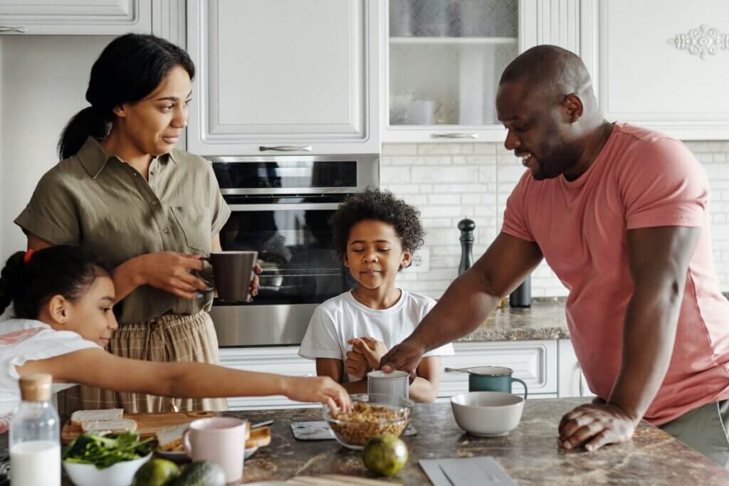 Will Stay-at-Home Moms Divorce or live Happily-Ever-After. Much of it depends on what you do once you realize your marriage is in trouble.