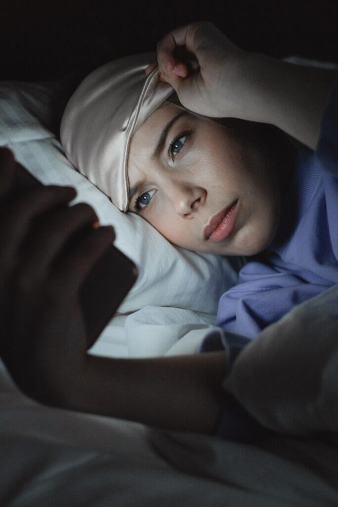 Practicing good sleep hygiene and avoiding bright lights before bed can help you get better quality sleep Practicing good sleep hygiene and avoiding bright lights before bed can help you get better quality sleep