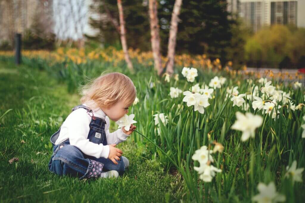Activities for one year old Getting outside is a great activities for one years olds