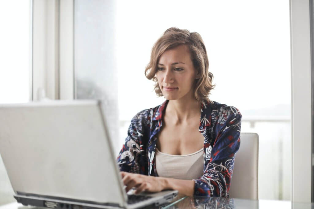 The nice thing about stay at home mom jobs is that they are usually remote and or flexible. The nice thing about stay at home mom side hustle is that they are usually remote and or flexible.